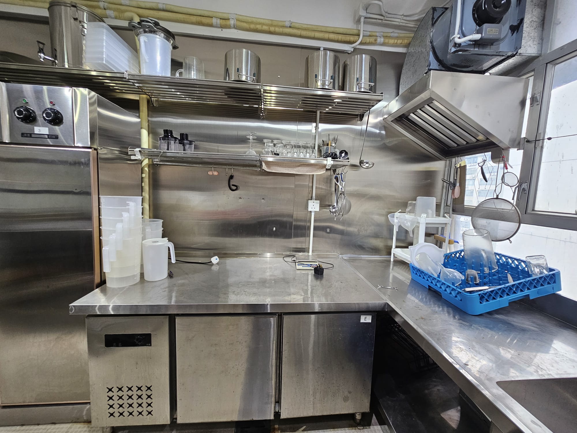 柴灣設備齊全平租之選即頂即做食物工場資產轉讓 real business photo 3