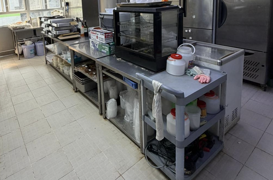 火炭長期盈利一盤難求人氣旺鋪租金相宜生財工具齊備已有穩定熟客具員工團隊食物工場生意轉讓 實景相片 2