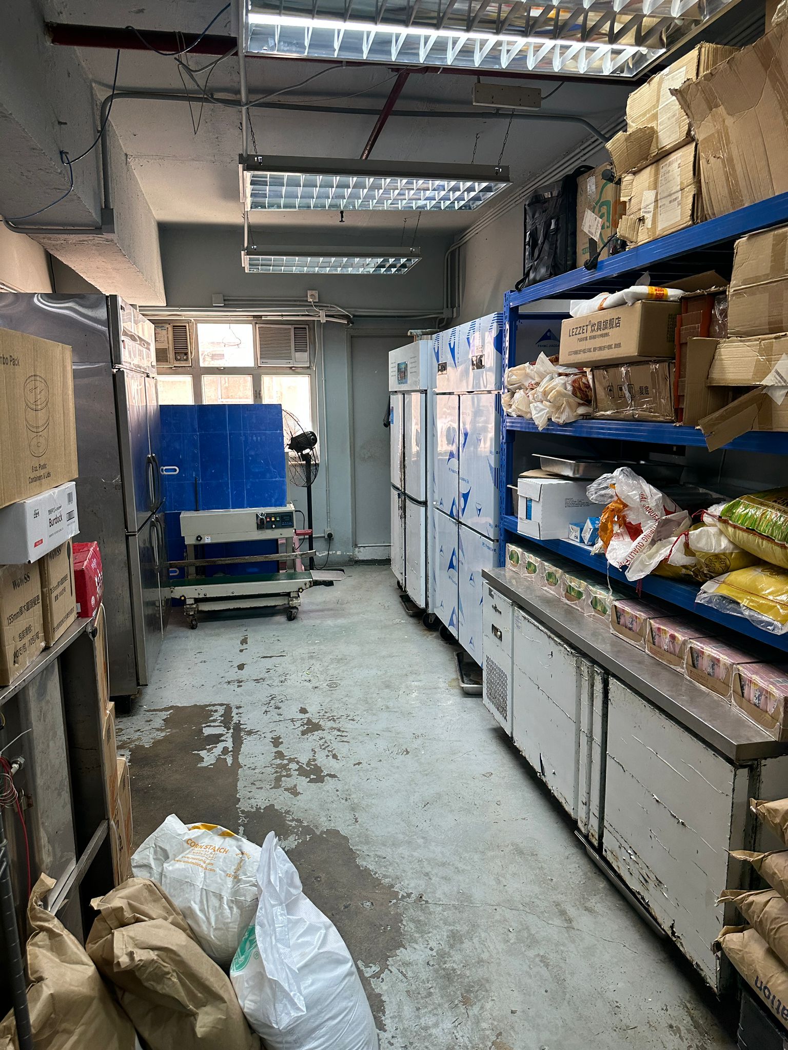 觀塘1000呎成立4年穩定盈利近港鐵站可Autorun平租之選間格實用韓式食物工場生意轉讓 實景相片