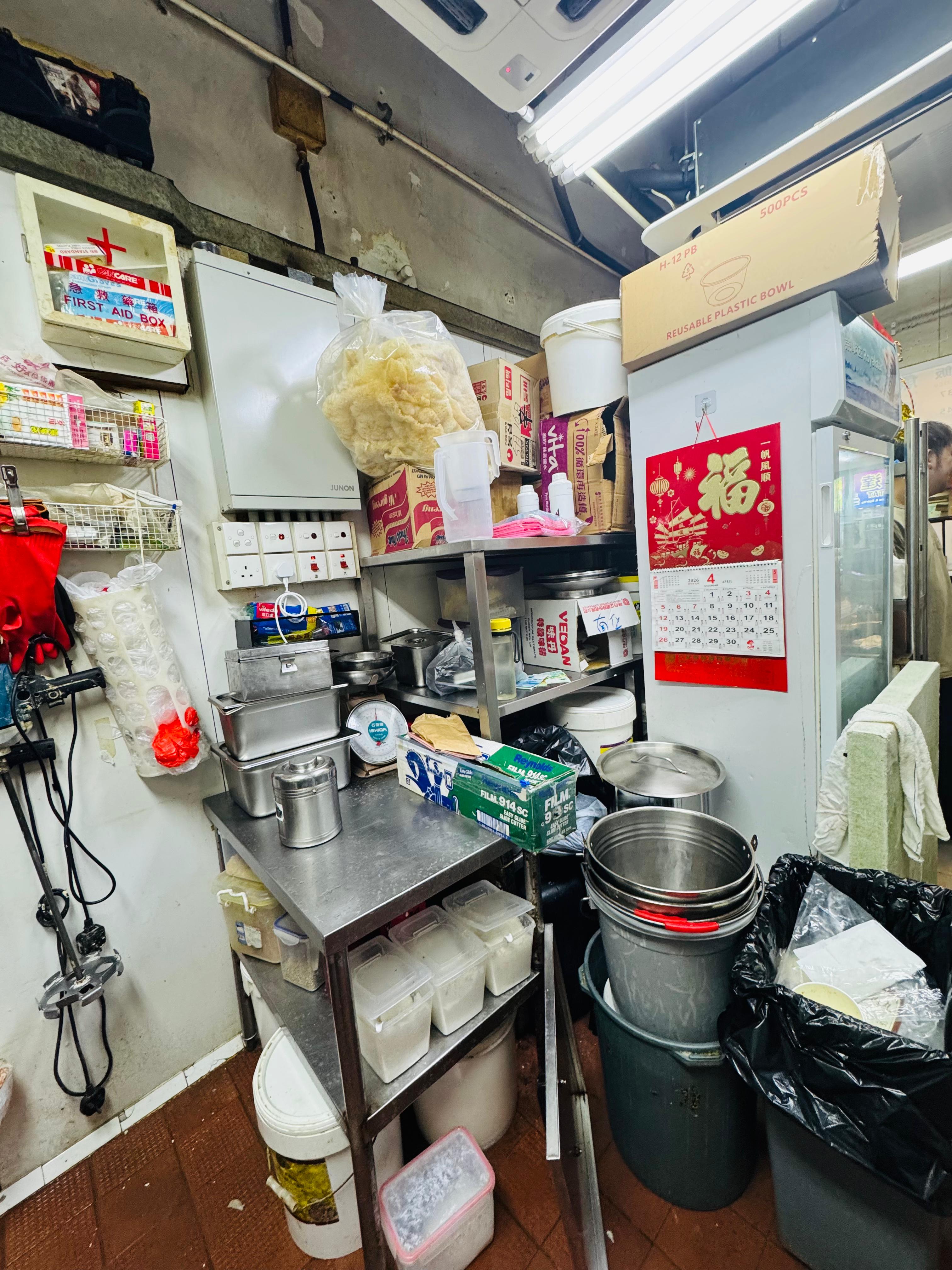 旺角鄰近小巴站人流充足設備齊全即頂即做外賣店資產轉讓 實景相片 5