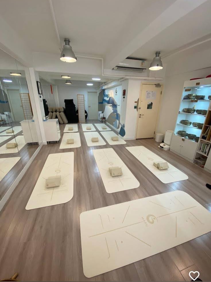 上環連存貨約$75,000約300呎位於商業大廈Yoga瑜珈中心教室健身中心生意轉讓 實景相片 2