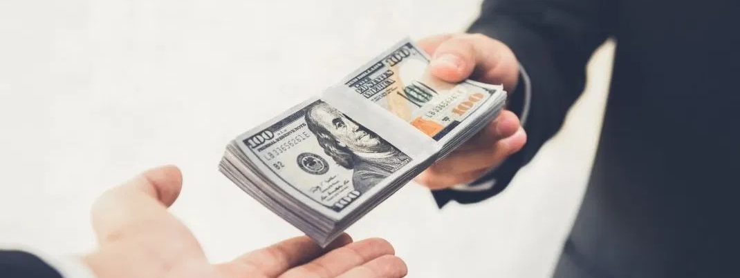 尖沙咀連銀行戶口具放債人牌照成立約6年約300呎放債人牌照資產頂讓